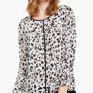 Vince Camuto Leopard Top